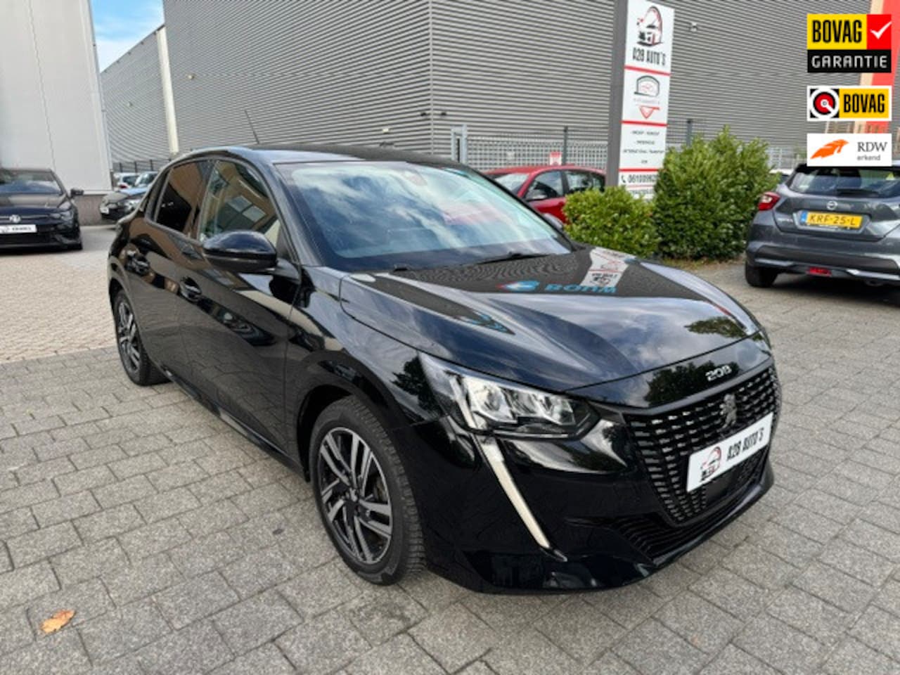 Peugeot 208 - Luxe Allure Business |Automaat|Stoelverw| APK tot 2028 - AutoWereld.nl