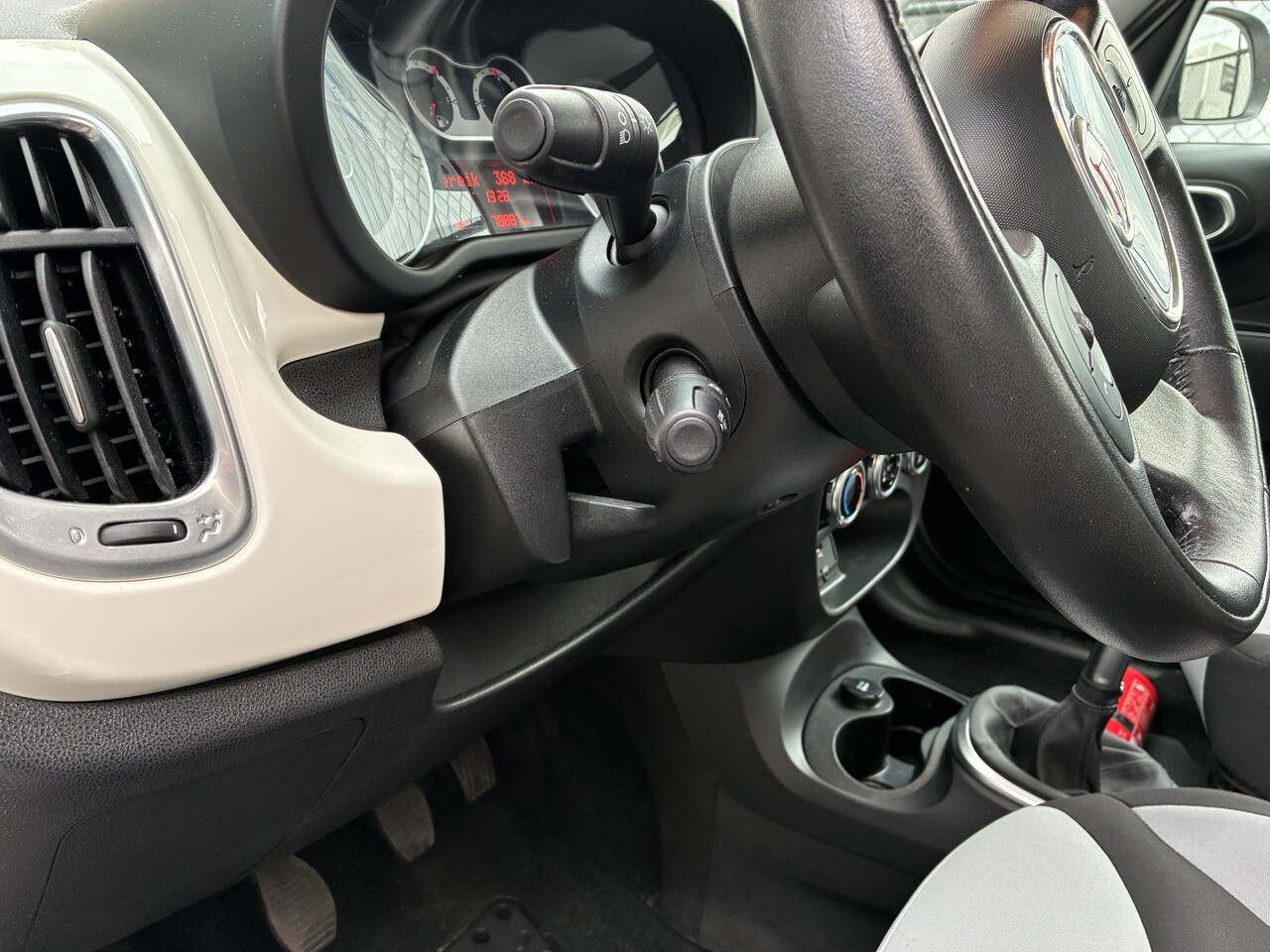 Fiat 500 L - 1.4-16V Easy Airco Nieuwe Distributie/Banden/Remmen