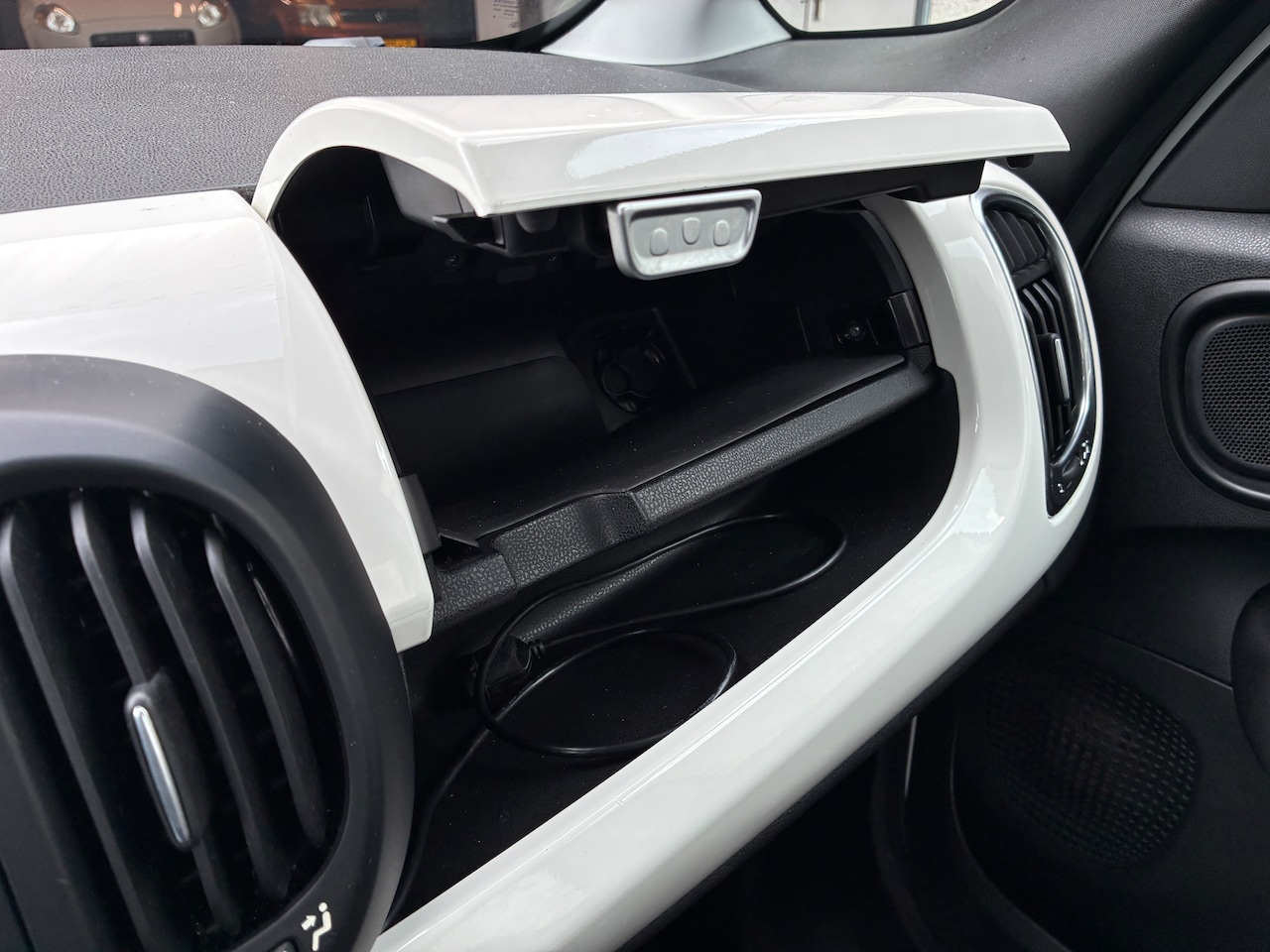 Fiat 500 L - 1.4-16V Easy Airco Nieuwe Distributie/Banden/Remmen