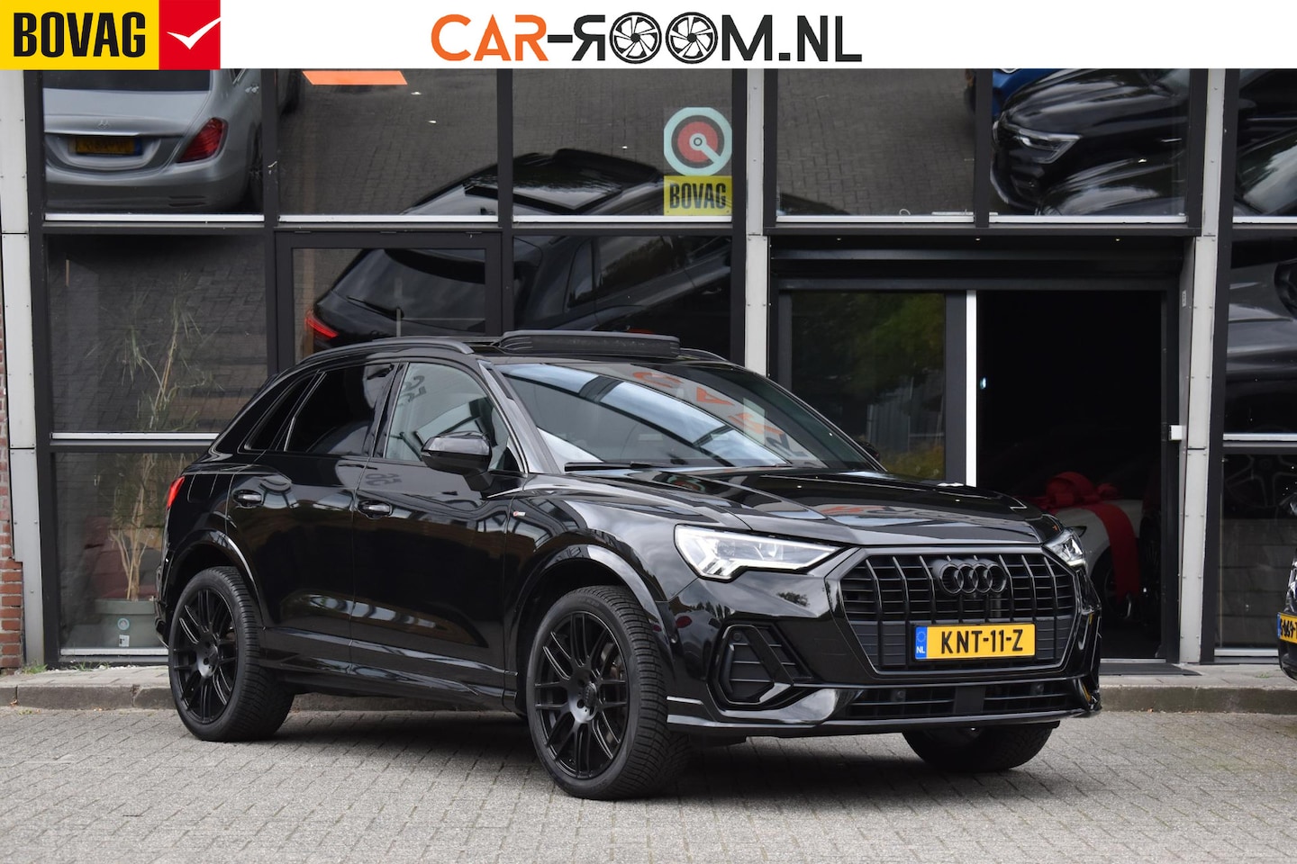 Audi Q3 - 45 TFSI e 3x S Line Pano Ambiance Keyless SONOS ACC ALLBlackEdition - AutoWereld.nl