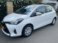Toyota Yaris - 1.0 VVT-i Aspiration / 76.351 km/ 2016