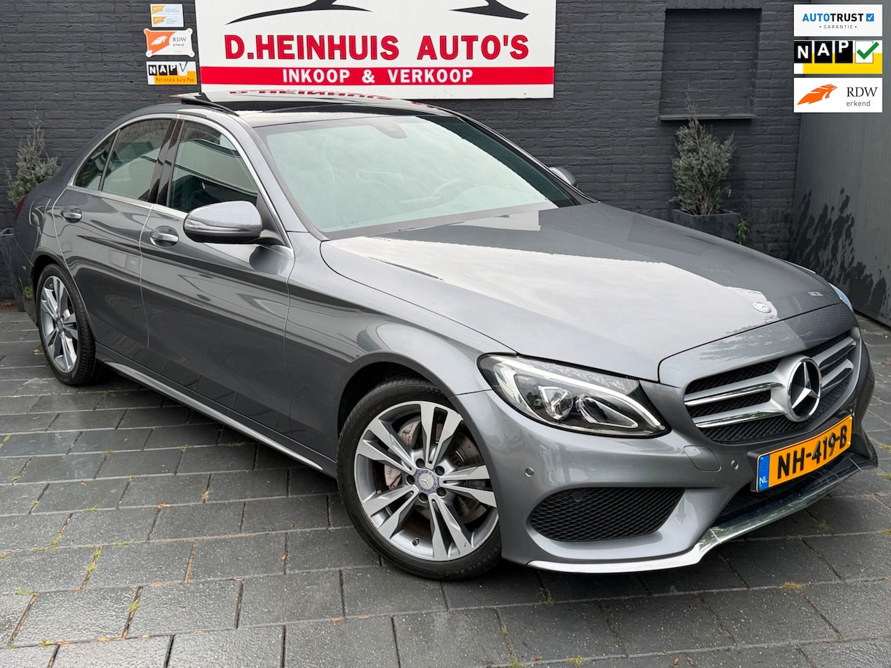 Mercedes-Benz C-klasse - 180 AMG Sport Edition PANODAK|LEDER|ORG NL - AutoWereld.nl