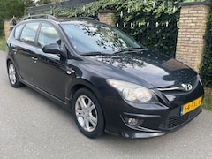 Hyundai i30 CW - 1.4i i-Drive Cool / bj. 2011