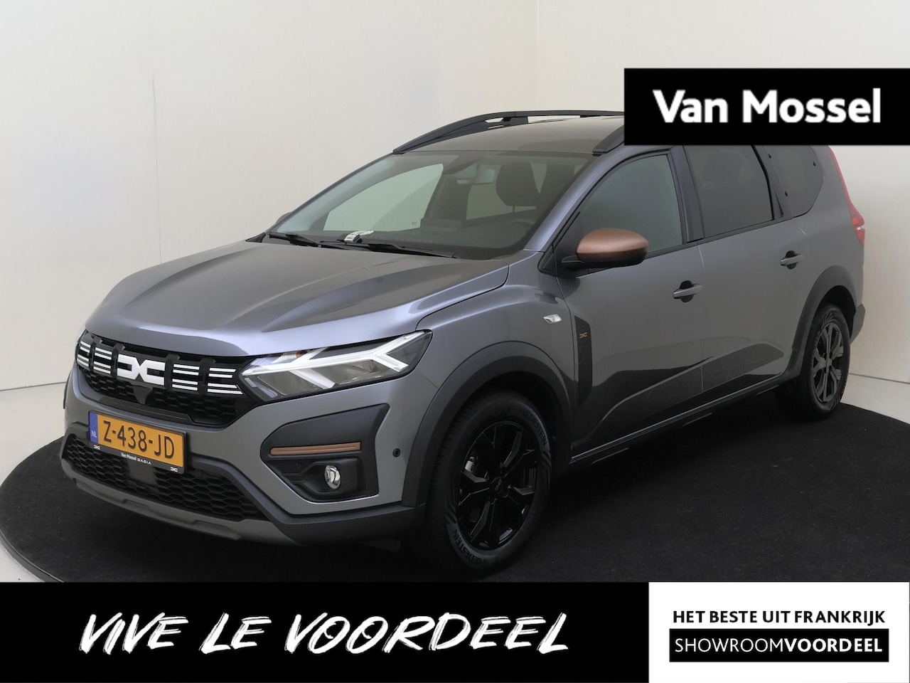 Dacia Jogger - 1.0 TCe 110 Extreme 7p. | Camera | All-Season-banden | Navigatie - AutoWereld.nl