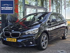 BMW 2-serie Active Tourer - 216i Essential | PDC | ECC | Navigatie | LM Velgen