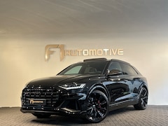 Audi Q8 - 4.0 TFSI SQ8 quattro Carbon|Massage|Trekhaak|Sfeer|Nachtzicht