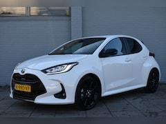 Toyota Yaris - 1.5 Hybrid Executive Automaat 116pk | BSM | PDC | Voorstoelen verwarmd | Keyless entry |