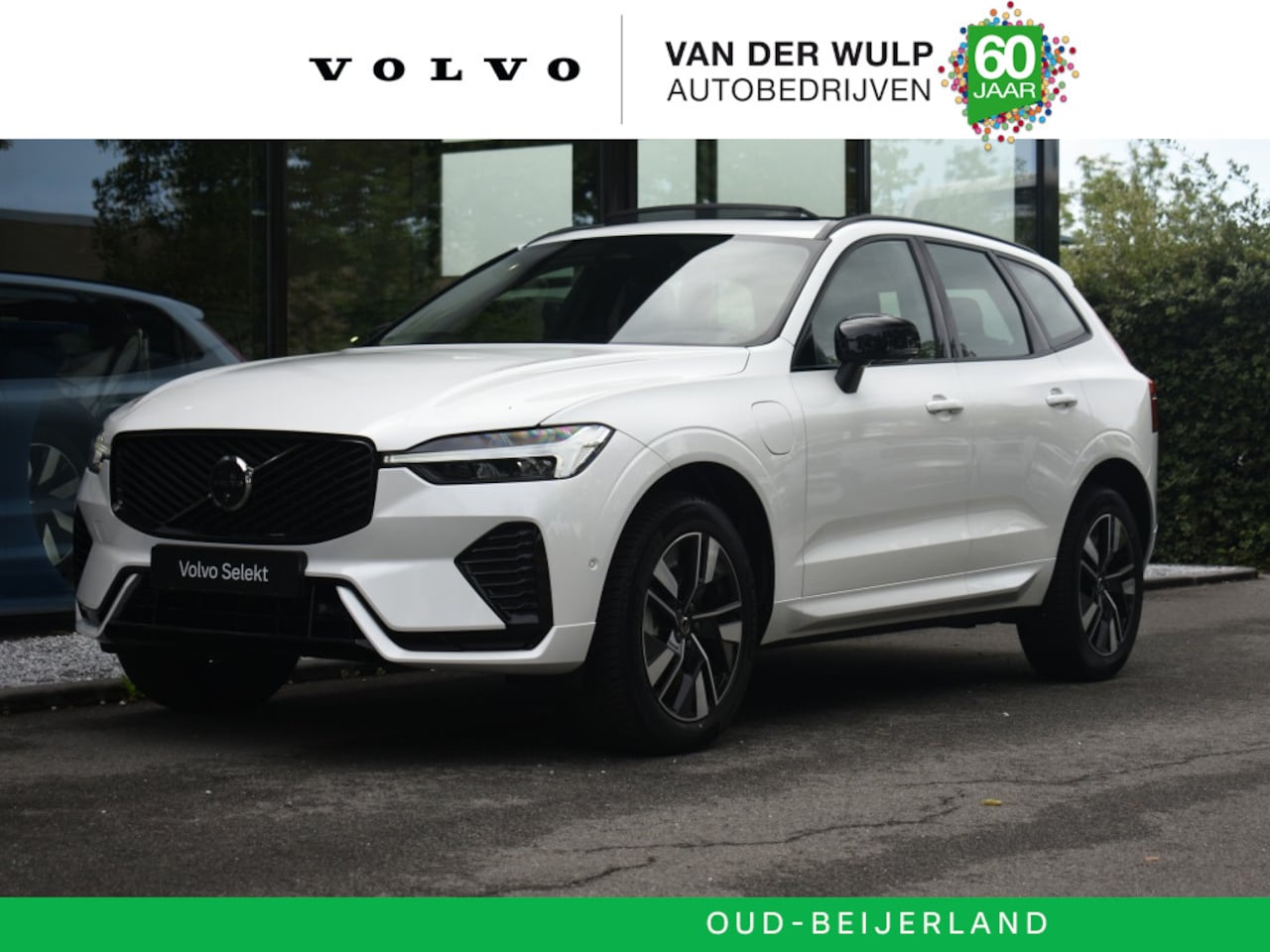 Volvo XC60 - T6 350pk AWD Plus Dark [Facelift] | Premium | Trekhaak | Climate - AutoWereld.nl
