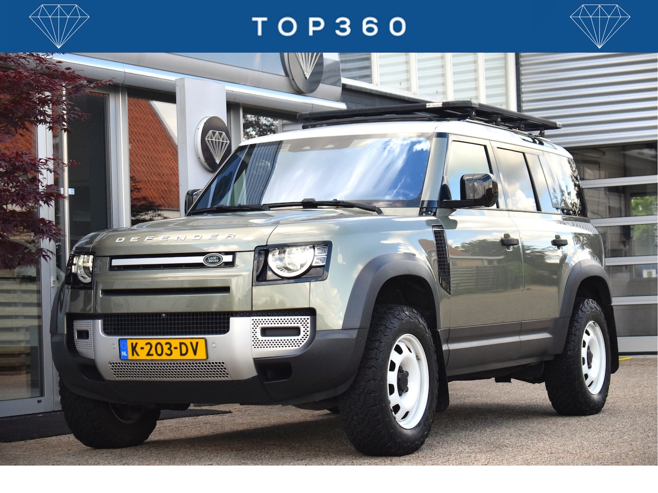Land Rover Defender 110 - 2.0 P300 110 SE 7p. OrigNL 7-zits | Panodak! - AutoWereld.nl