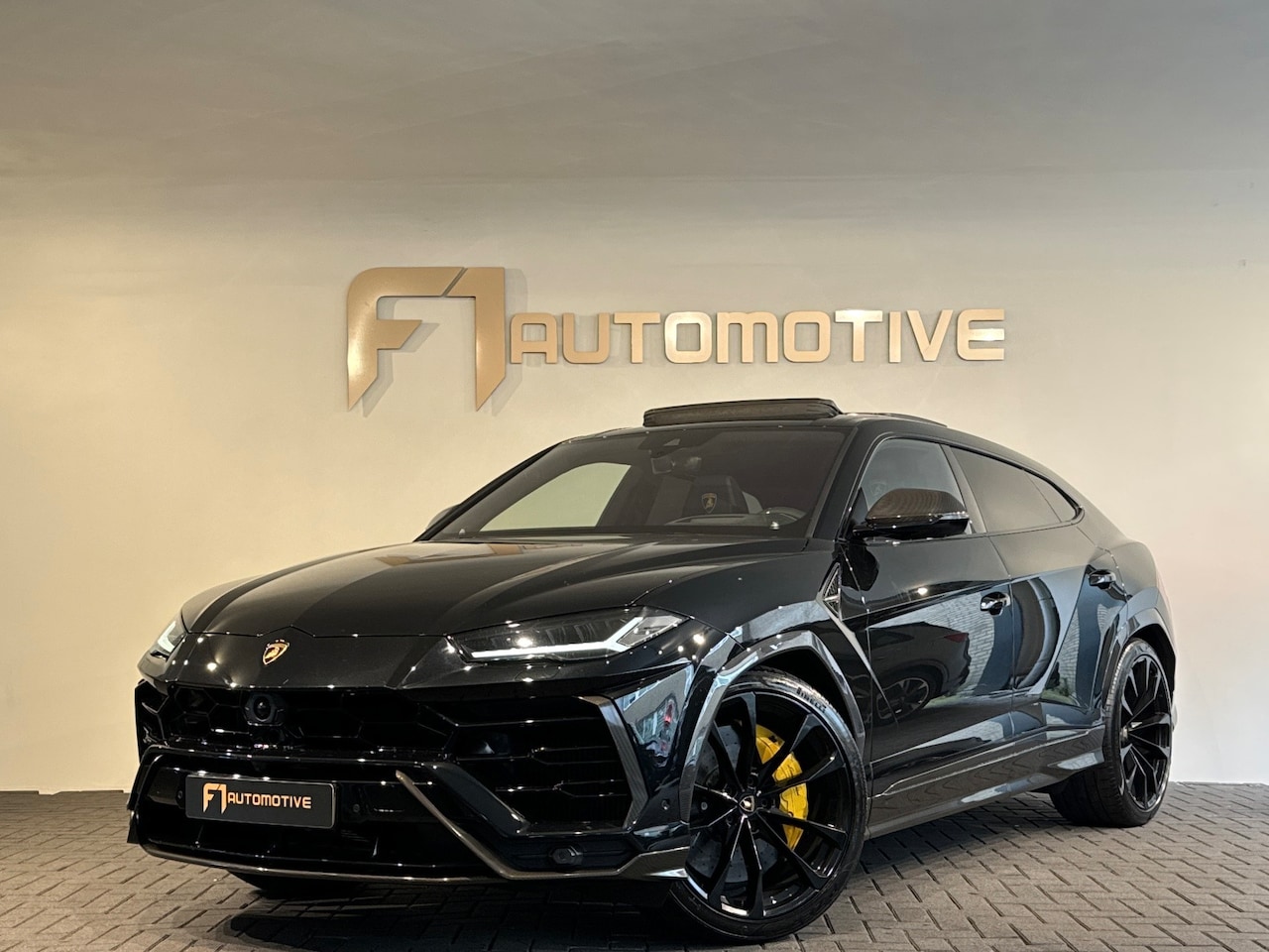Lamborghini Urus - 4.0 V8 Pano|Carbon|B&O 3D|Massage|Memory - AutoWereld.nl