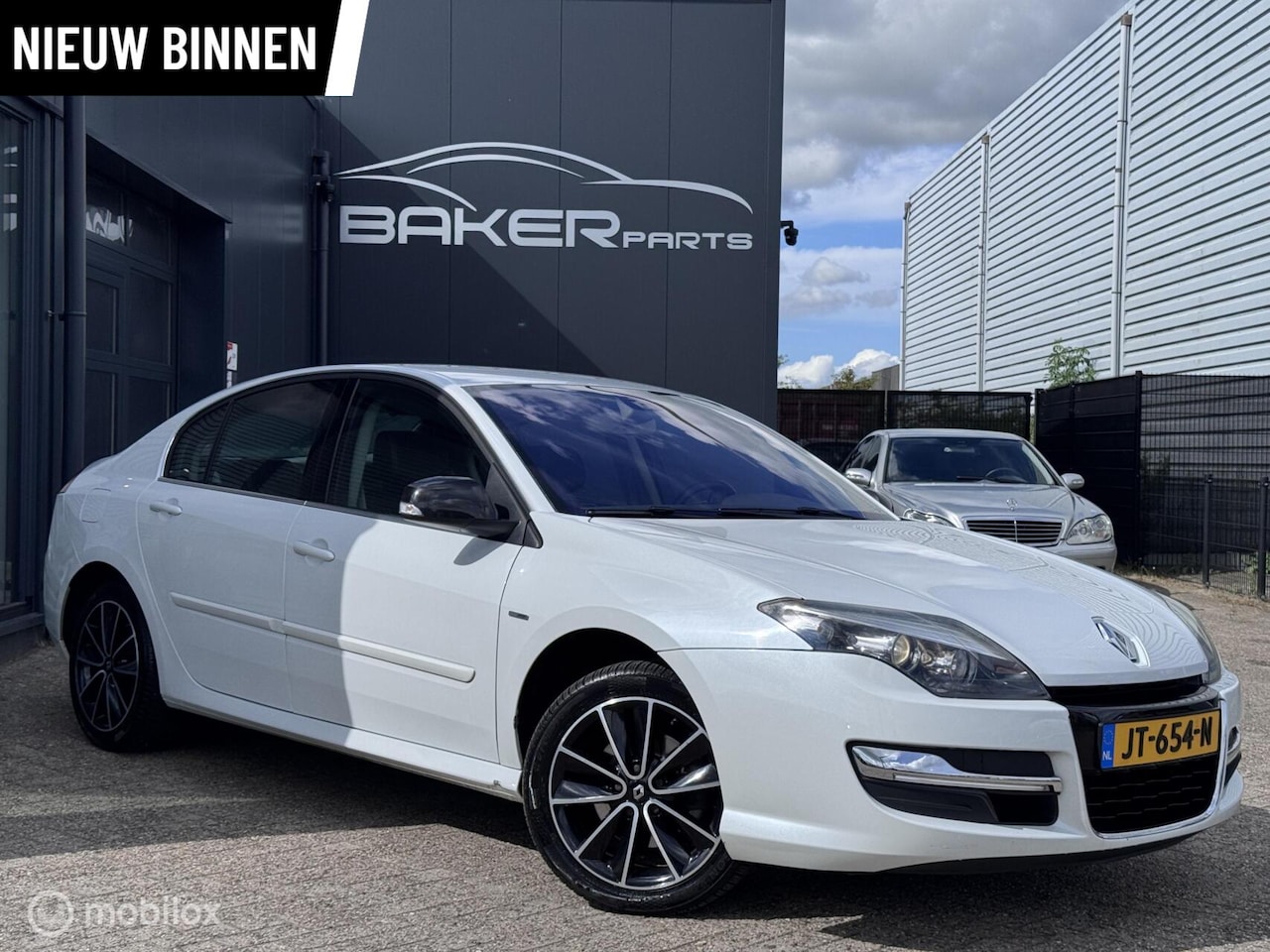 Renault Laguna - 2.0 dCi Bose S/S ~ Xenon ~ Top staat ~ - AutoWereld.nl