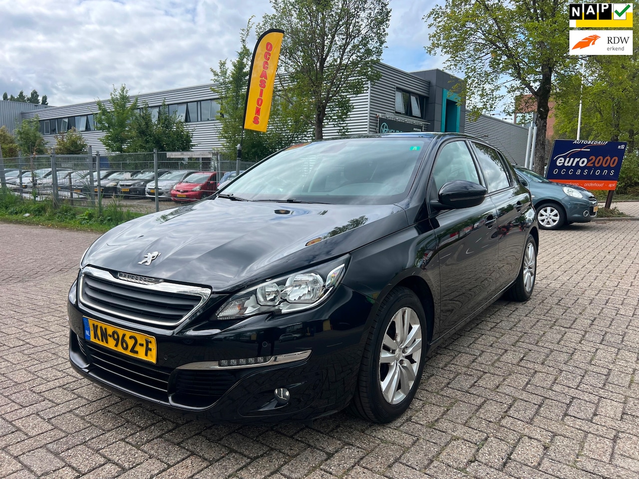 Peugeot 308 - 1.2 PureTech Blue Lease Executive - PANORAMA - AutoWereld.nl