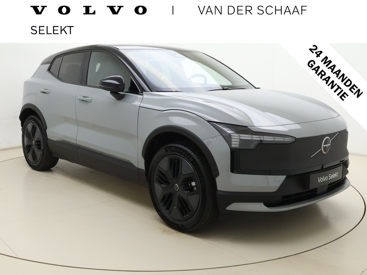 Volvo EX30 Cross Country - P5 Long Range Plus Europa 69 kWh / Direct leverbaar / Elektrische stoelen / Getint glas / - AutoWereld.nl