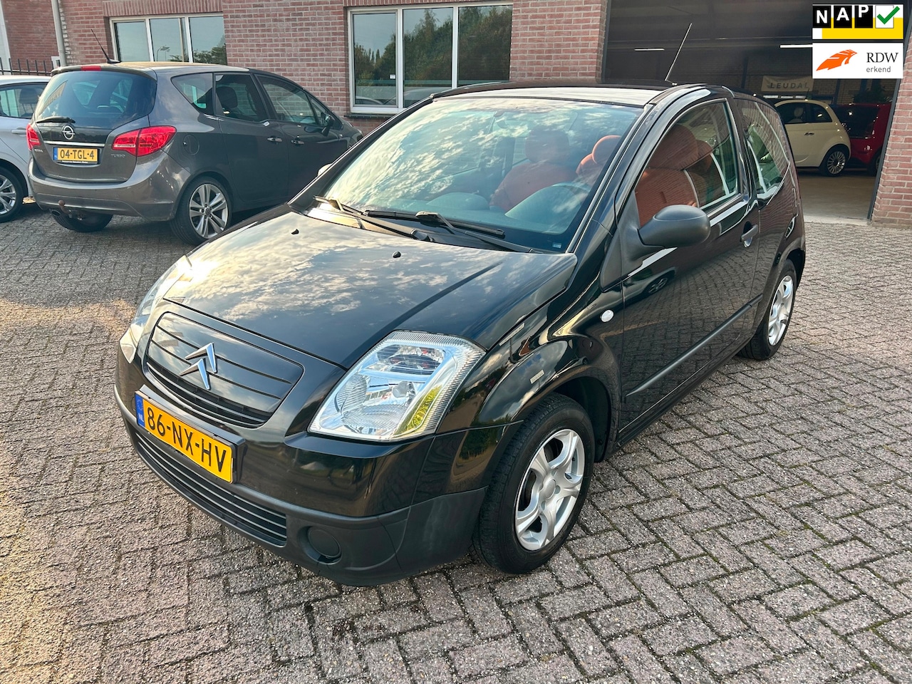 Citroën C2 - 1.1i Ligne Prestige-APK 16-5-2027 //107.000 km - AutoWereld.nl