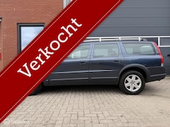 Volvo XC70 - 2.5T Geartr. Momentum - orig. NL - leder
