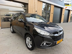 Hyundai ix35 - 2.0i Business Edition 5drs| parkeersensoren| Clima|Cruise controle|Navi|trekhaak|Nieuwe AP