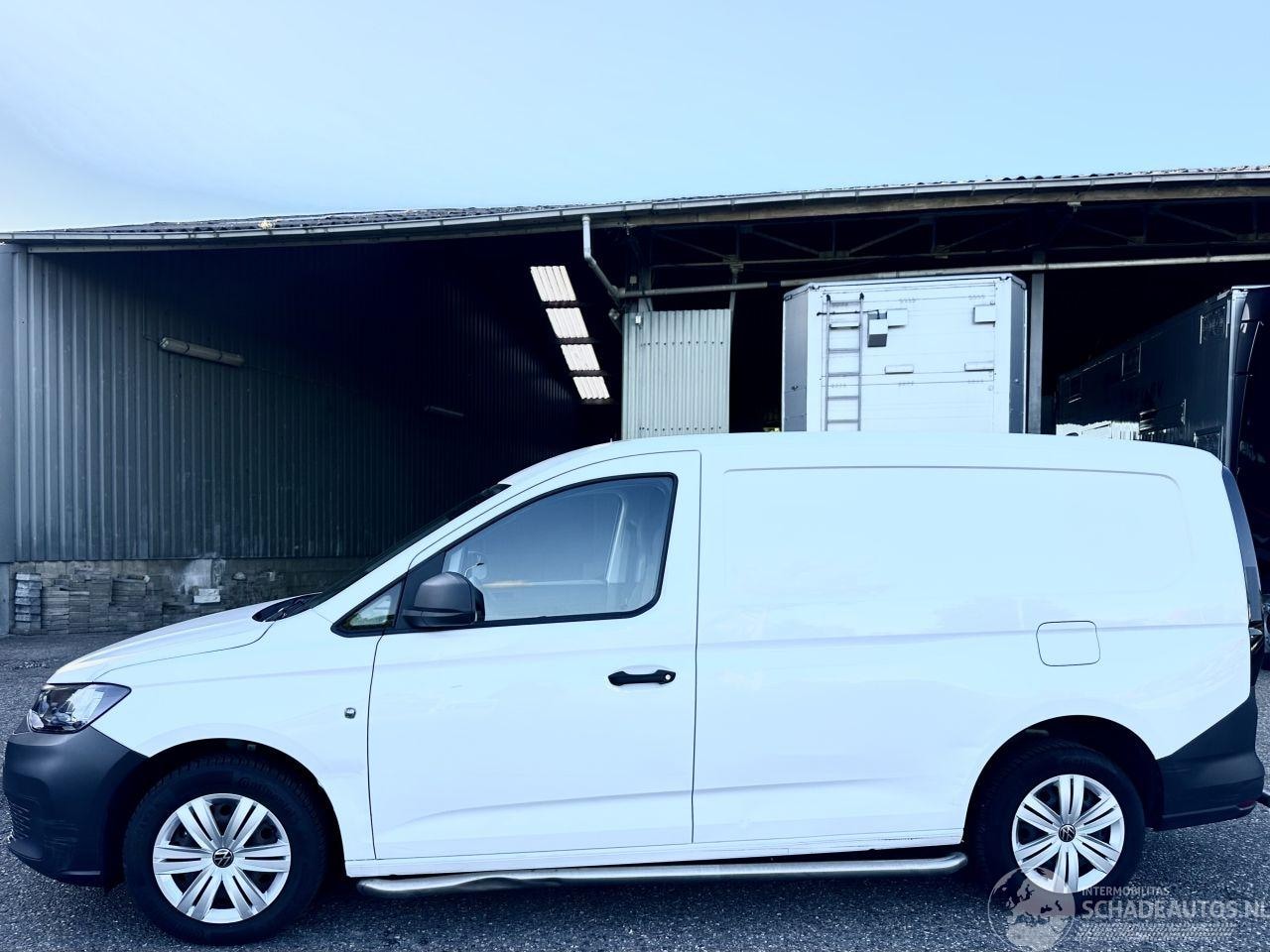 Volkswagen Caddy Cargo Maxi - 2.0 TDI 6-bak trendline - nap - 1e eig - carplay - virtual - front + line assist - clima - - AutoWereld.nl