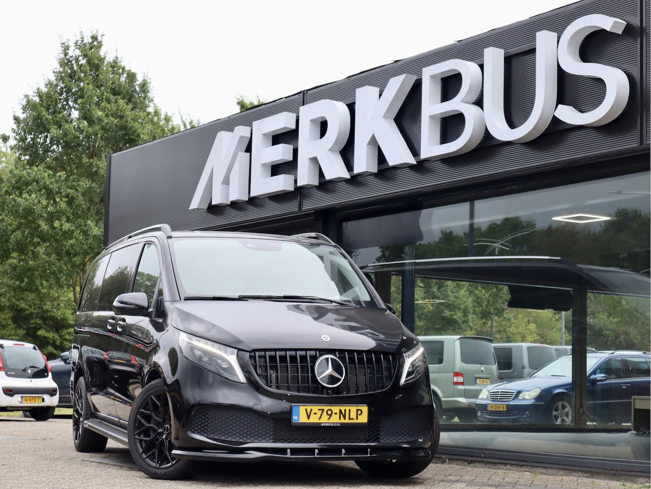 Mercedes-Benz V-klasse - 250D AUTMAAT LANG LUXE DUBBELE CABINE - AutoWereld.nl