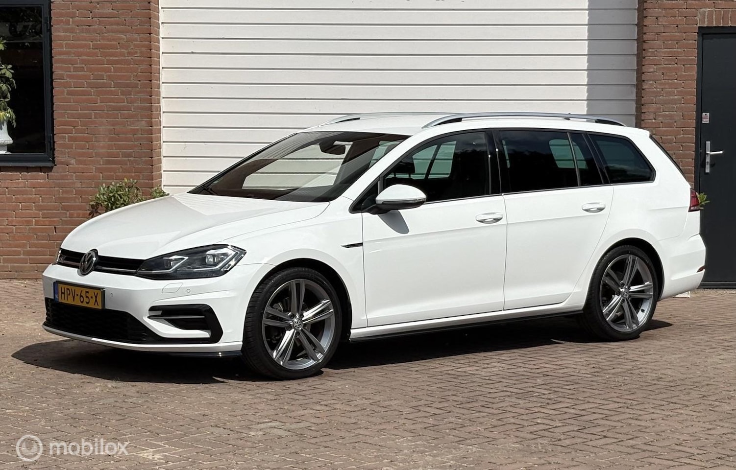Volkswagen Golf Variant - 1.4 TSI Highline R-Line Apple Camera Led - AutoWereld.nl