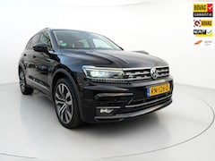 Volkswagen Tiguan - 2.0 TSI 4Motion Highline|Pano|Camera|Trekhaak|Heaad Up|Stoelverwarming|leder|Nap