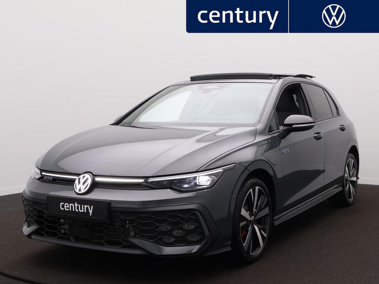 Volkswagen Golf - 1.5 eHybrid GTE 272pk | Panodak | Zwenkbare Trekhaak | 360 Camera | Head-up | ACC | - AutoWereld.nl