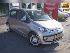Volkswagen Up! - 1.0 high up BlueMotion / Cruise control / Airco / Navi / Bluetooth