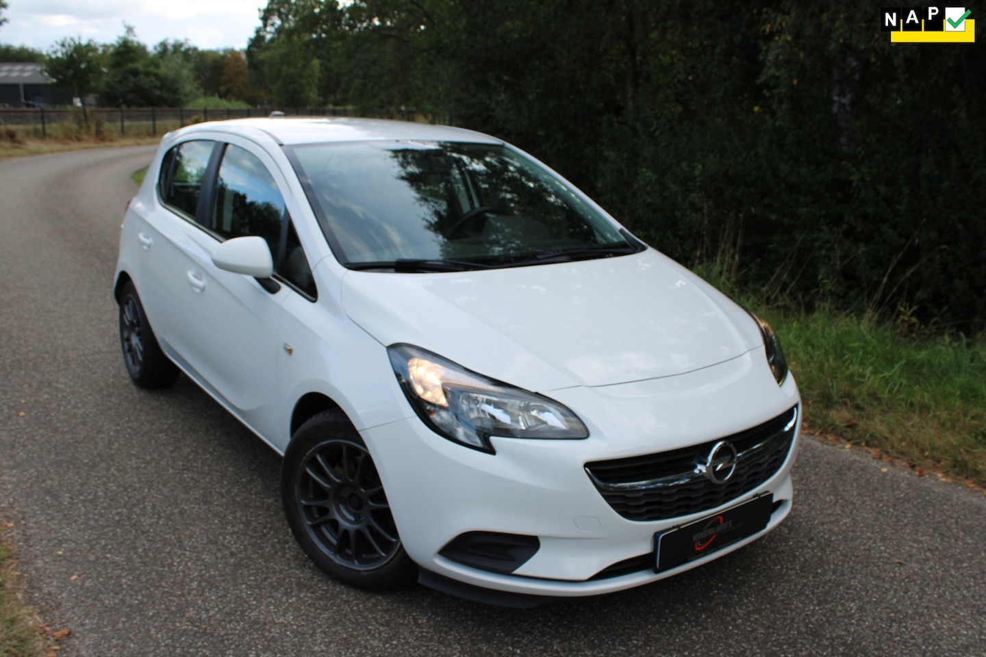 Opel Corsa - 1.0 Turbo Business+ Nette Auto! 4x Nieuwe Banden! - AutoWereld.nl