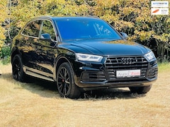 Audi Q5 - 2.0 TFSI quattro Sport S Line Black Edition/Pano/Leer/Navi/252pk