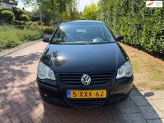 Volkswagen Polo - 1.4-16V Trendline, Airco, APK 25-03-2027