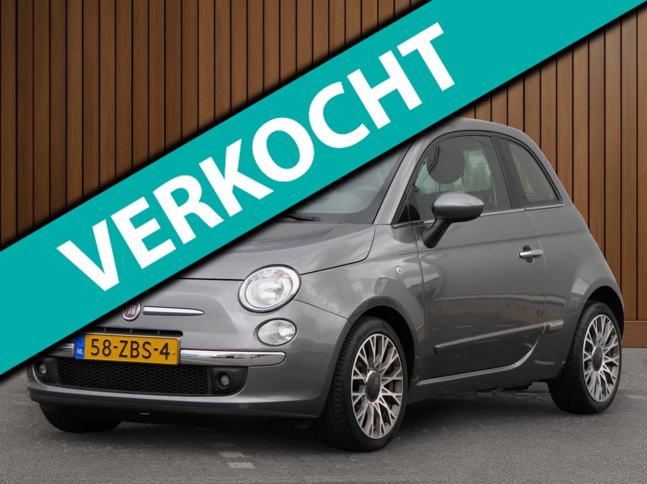 Fiat 500 - 0.9 TwinAir Lounge 86PK! | Pano-dak | LM Velgen | Airco - AutoWereld.nl
