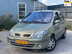 Renault Scénic - 2.0-16V Sport Way | Nieuwe APK | Automaat | Airco | El. Ramen | Half Leder| Trekhaak | NAP