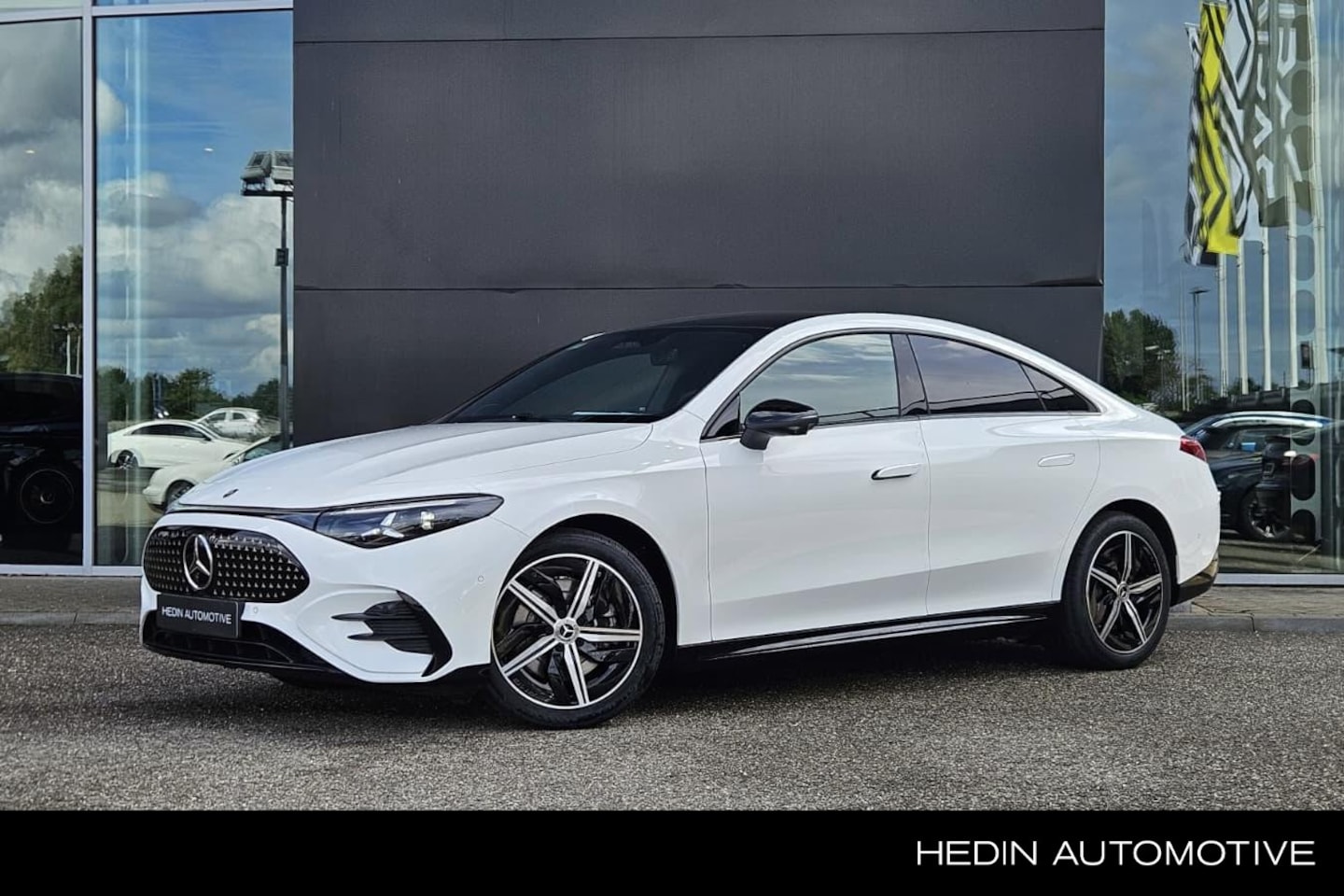 Mercedes-Benz CLA-Klasse - CLA 200 Coupé Business Solution AMG | Nightpakket - AutoWereld.nl