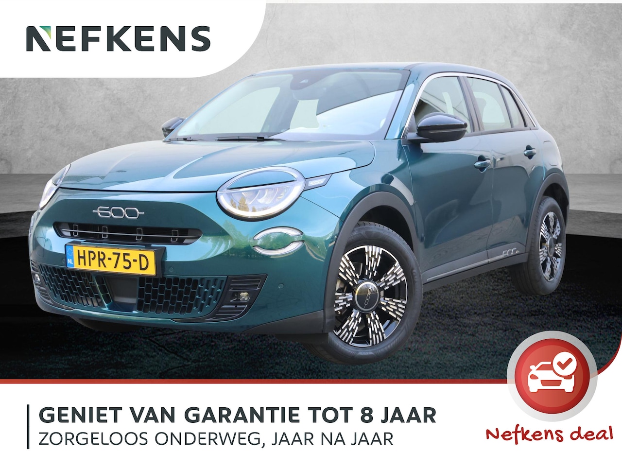 Fiat 600 - 1.2 Hybrid Urban | Navigatie | Stoelverwarming | Camera | Climate Control - AutoWereld.nl