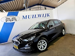 SEAT Leon Sportstourer - 1.0 TSI Style Business Intense / Camera / Navi / NL