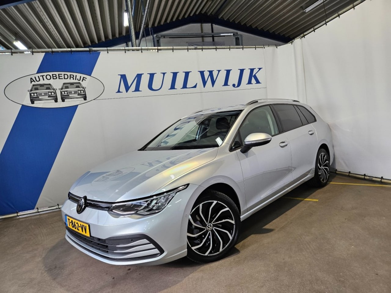 Volkswagen Golf Variant - Variant 1.5 eTSI Life Business / Automaat / Memory / NL Auto - AutoWereld.nl
