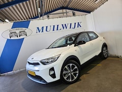 Kia Stonic - 1.0 T-GDi ComfortPlusLine Navigator / Trekhaak / Camera / NL Auto