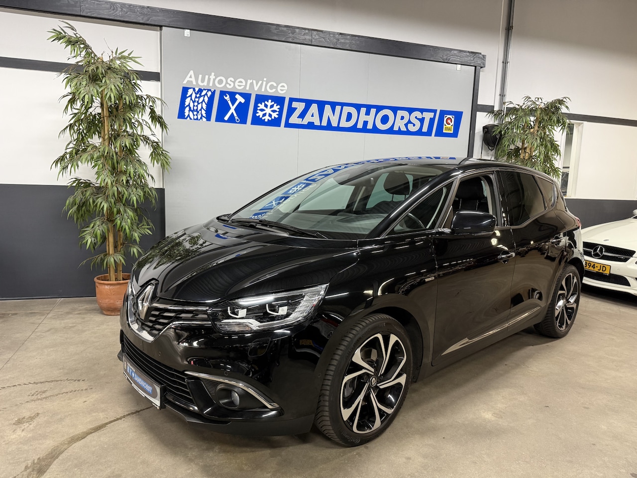 Renault Scénic - 1.3 TCe Bose // Led koplampen // Camera // Carplay - AutoWereld.nl