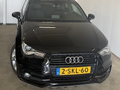 Audi A1 - 1.6 TDI | S-Line | Automaat | Panorama dak