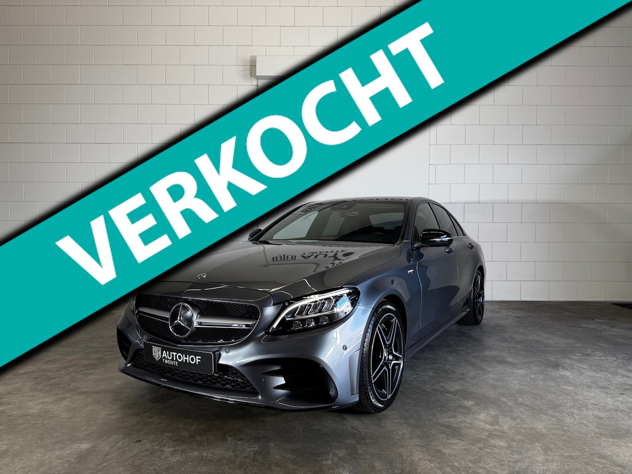 Mercedes-Benz C-klasse - 300 AMG Performance Night Pack 258 PK FULL OPT. |BUR|IWC|CARPLAY|LED|AMB. L.|ELEK. ST.|NAV - AutoWereld.nl
