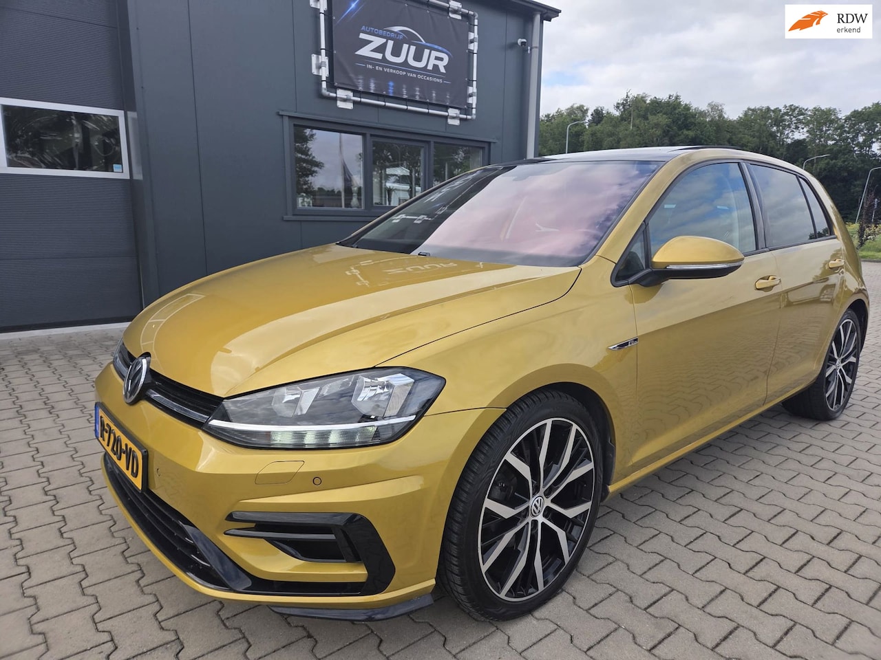 Volkswagen Golf - 7.5 1.4 TSI Highline Business R - AutoWereld.nl