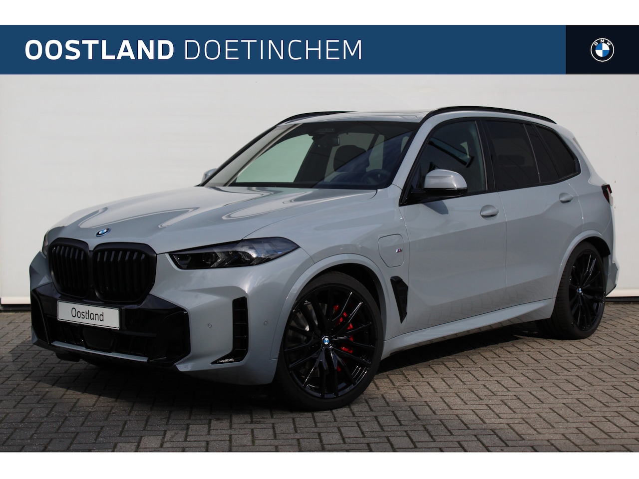 BMW X5 - xDrive50e M Sport Automaat / Trekhaak / Panoramadak Sky Lounge / Comfort Access / Soft-Cl - AutoWereld.nl