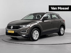 Volkswagen T-Roc - 1.0 TSI Style Origineel Nederlands | Trekhaak | Apple Carplay | Android Auto | Parkeersens