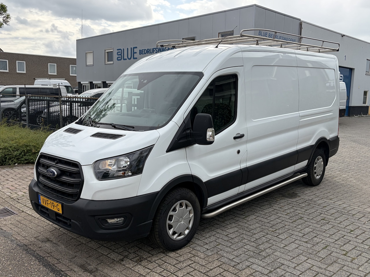 Ford Transit - 330 2.0 TDCI 130PK MHEV L3H2 Trend ✓ 3-zits ✓ navigatie ✓ camera ✓ imperiaal ✓ trekhaak 2, - AutoWereld.nl