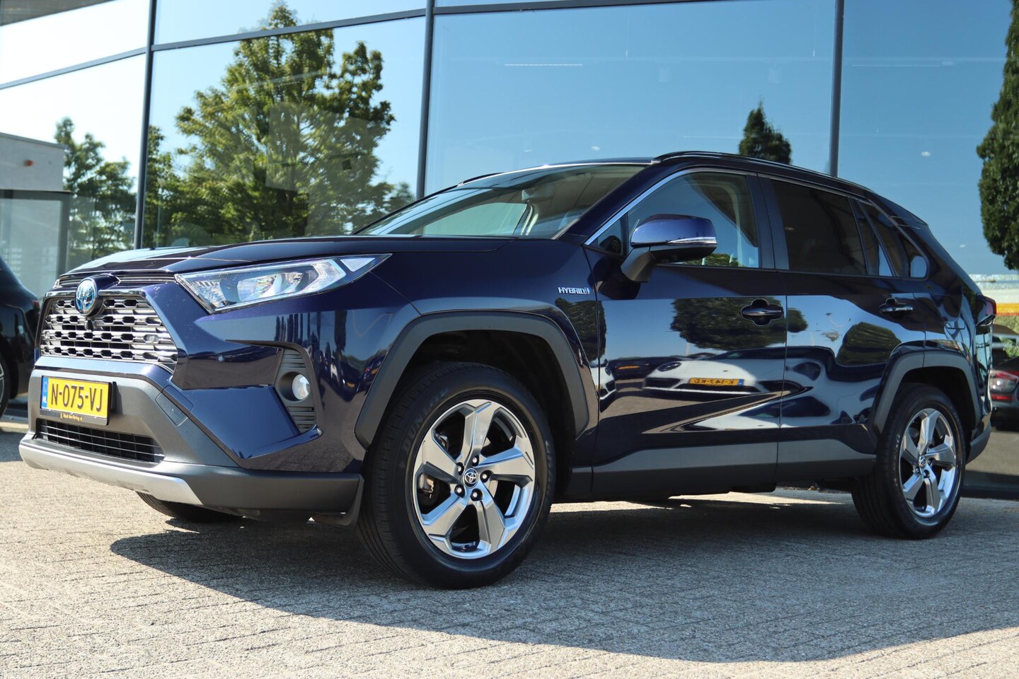 Toyota RAV4 - 2.5 HYBRID BUSINESS PLUS | 360 CAMERA | ACC | LEDER | LED | KEY-LESS | JBL SOUND - AutoWereld.nl