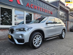 BMW X1 - XDrive20i Centennial Executive Trekhaak LED NAP 192PK Panorama/Schuifdak Nette Auto