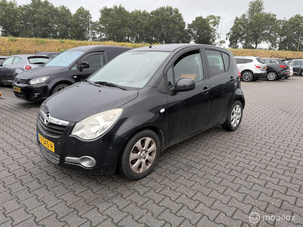 Opel Agila - 1.2 Enjoy airco - AutoWereld.nl