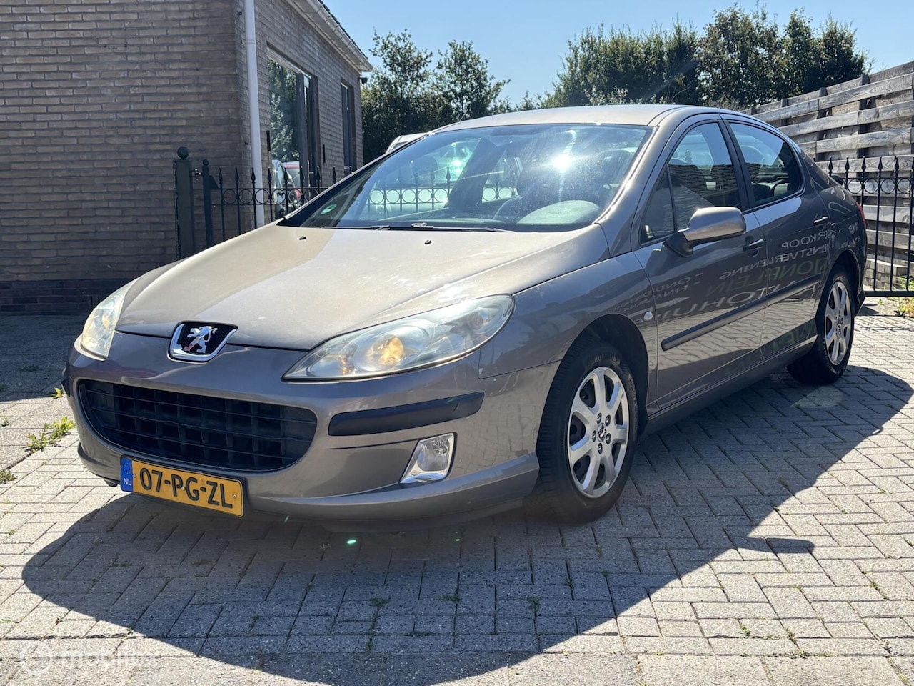 Peugeot 407 - 1.8-16V XR | apk | trekhaak | airco ! - AutoWereld.nl