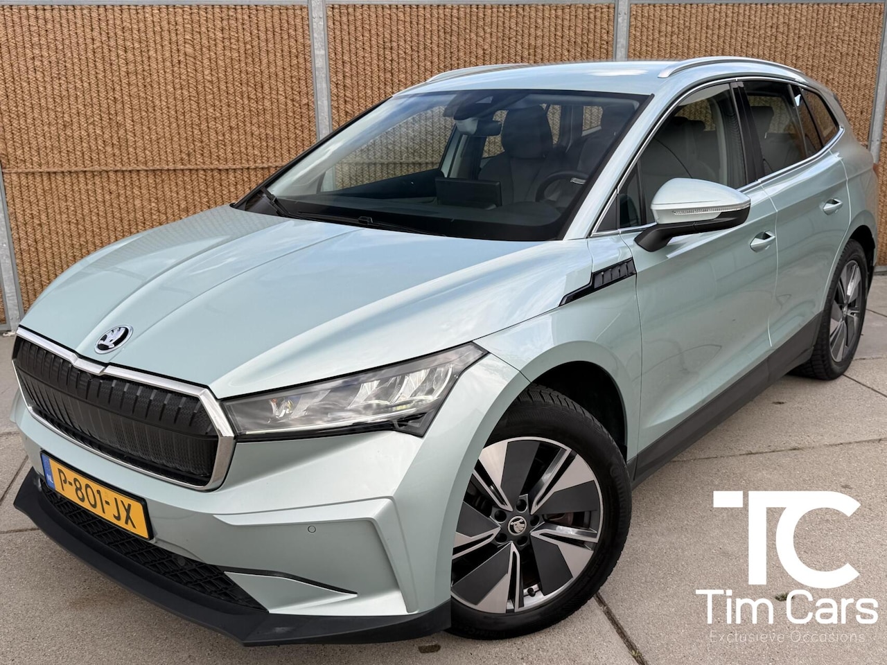 Skoda Enyaq iV - 80 Leer/alcantara | Warmtepomp | LED koplampen | Sfeerverlichting | Parkeersensoren voor e - AutoWereld.nl