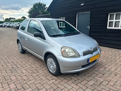 Toyota Yaris - 1.0-16V VVT-i Luna Airco nieuwe APK