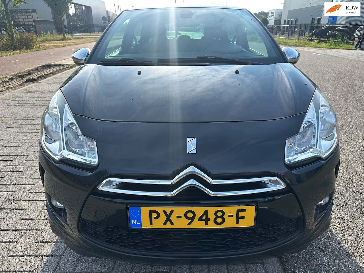 Citroën DS3 - 1.6 So Chic in Black 151141 Km - AutoWereld.nl